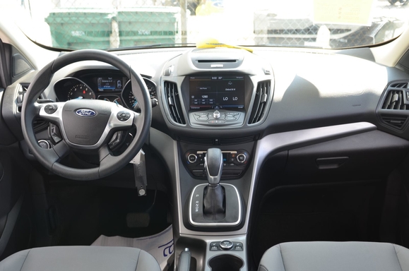 2013_Ford_Escape_1138298363.JPG