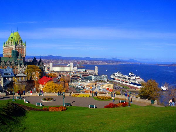 Chateau-Frontenac-Quebec-City.jpg